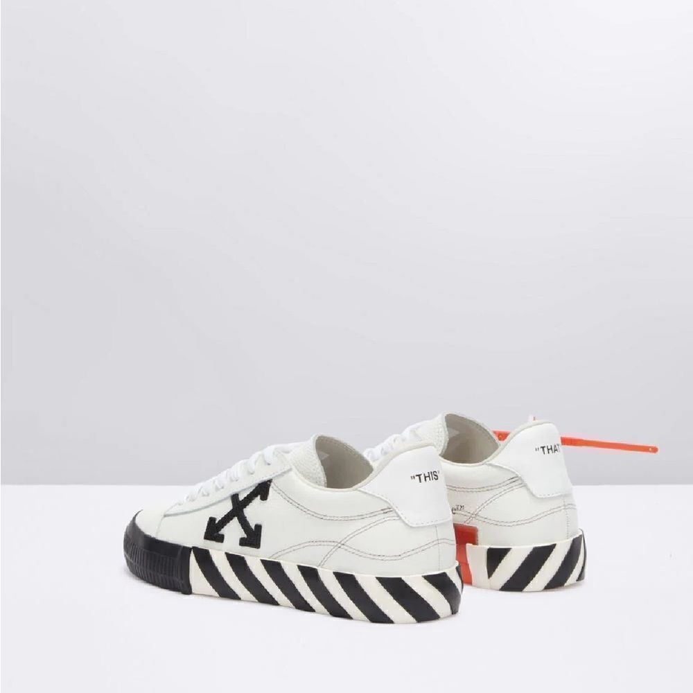 Off-White Vulcanized Low Top Sneakers